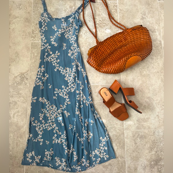 Faithful the brand Giselle tie back dress - Picture 5 of 12